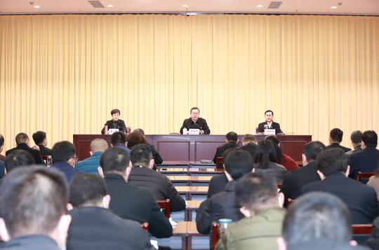 南湖区第一时间传达学习市党代会精神：争先创优冲刺争效干出红船起航地的首善精彩
