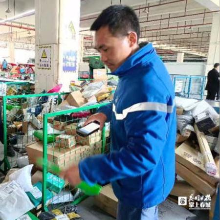 昆明市寄快递多少钱一件