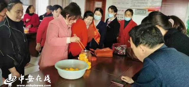 2020三八妇女节结合疫情标语