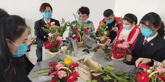 【喀什检察·妇女节特辑】春日暖阳爱的温度——喀什检察分院与喀什儿童福利院共庆“三八妇女节”