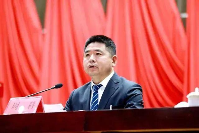 【莱西七中
 /莱西七中全名】