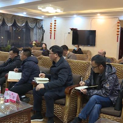 陕西西安一甘孜藏族自冶州新龙县距离多少公罗？