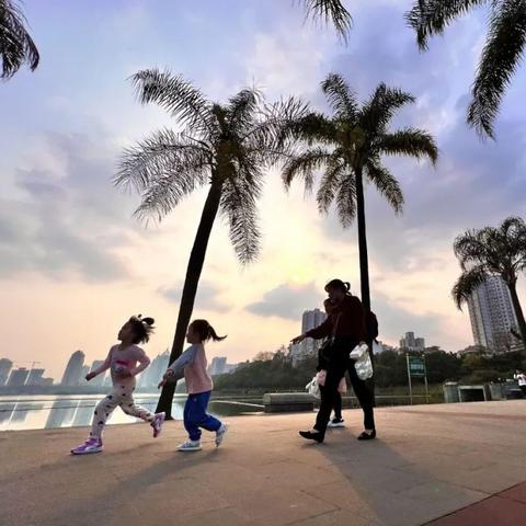 南宁市现在哪个区下雨