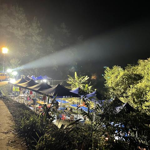 桂林空难与梧州空难对比相关长尾关键词有哪些