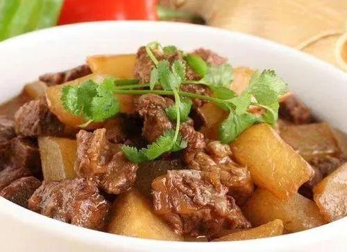 yy手机酱油群怎么加（比较肥的五花肉怎么做好吃）