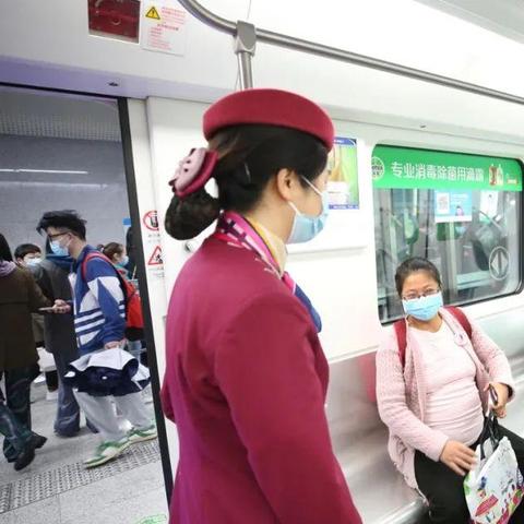 街道口地铁A出口到武汉大学怎么走？