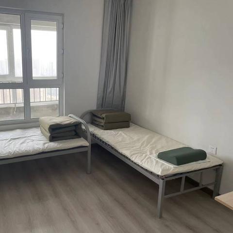 哈尔滨商业大学宿舍有独立卫浴吗？