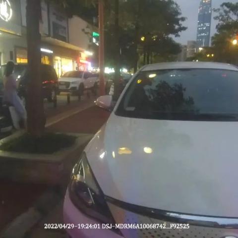 南宁路口人流流量的相关长尾关键词有哪些