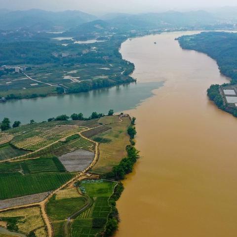 南宁市洪水村是哪个镇