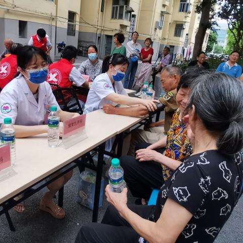 赣州市康复医院黑的长尾关键词有什么