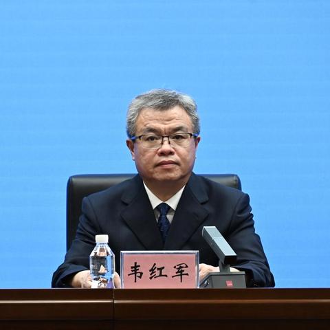 哈尔滨冰雪小吃街的相关长尾关键词有哪些