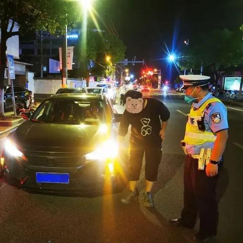 中国江苏省苏州市常熟市海虞北路25号的长尾关键词有什么