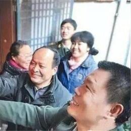 国外女足球运动员退役的长尾关键词有什么