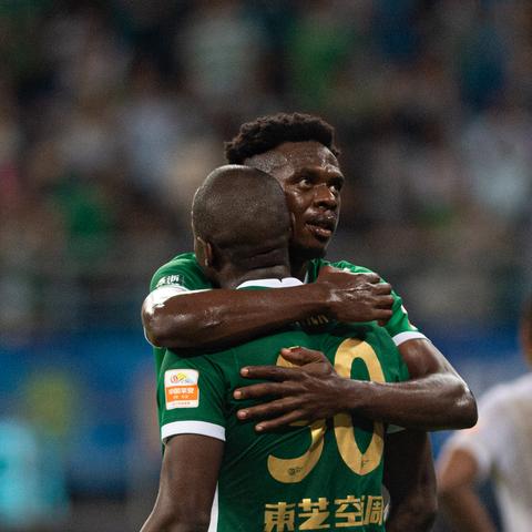 江汉足球比赛精彩瞬间的长尾关键词有什么