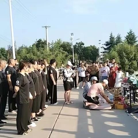 在西安一次性就业补助金跟一次性医疗补助金按什么发放？