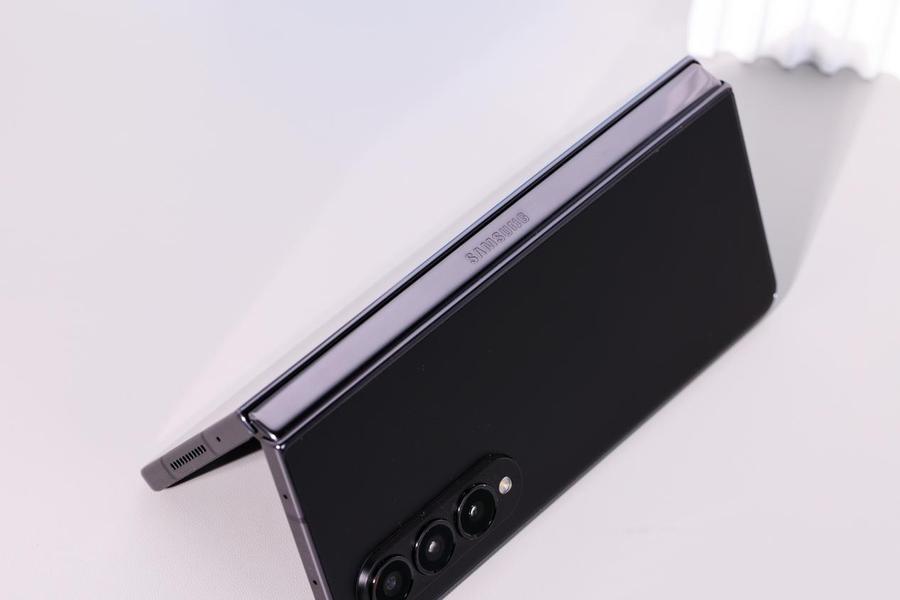 苹果势将超越三星 重夺全球最大智能手机制造商桂冠 苹果势将超越三星 重夺全球最大智能手机制造商桂冠