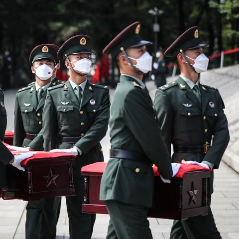 沈阳新华书店营业时间？