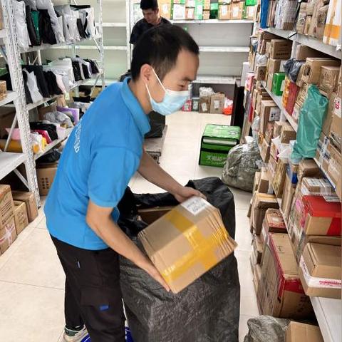 杭州：寒夜里拾荒老人冻得发抖，有人悄悄替他点了份牛肉汤, 你怎么看？