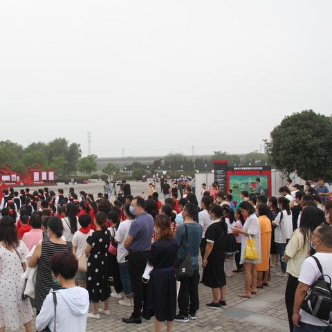 哈师大江南校区人数？