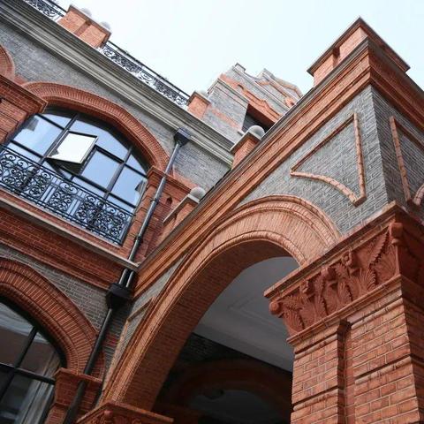 苏州铝合金门窗价格分析及市场趋势探讨-第1张图片-其人生活百科