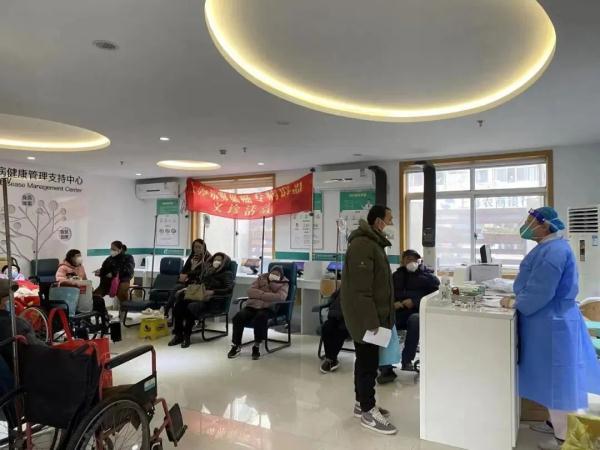 XBB在一地加速传播!近300万人感染...
 /XBB在一地加速传播!近300万人感染...