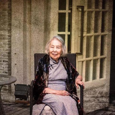 哈尔滨英语翻译收费相关长尾关键词有哪些