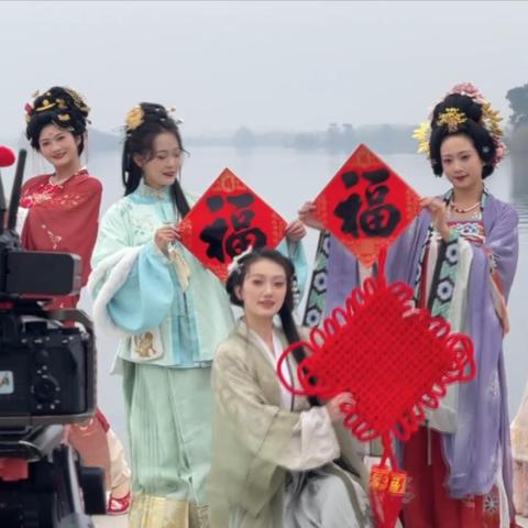 成都市春晚有哪些明星