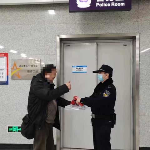 武汉小升初查分数怎么查？