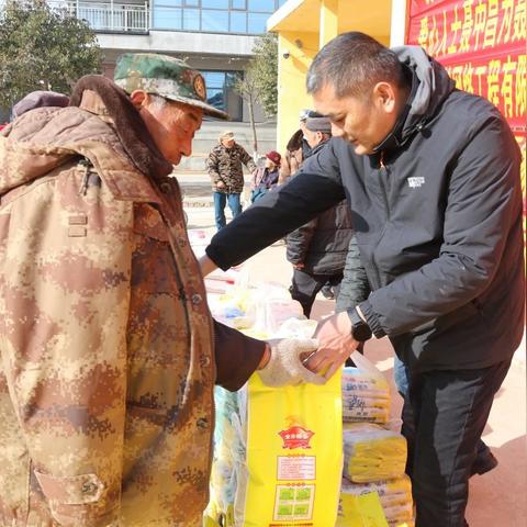 临沂市哪里卖老年人服装