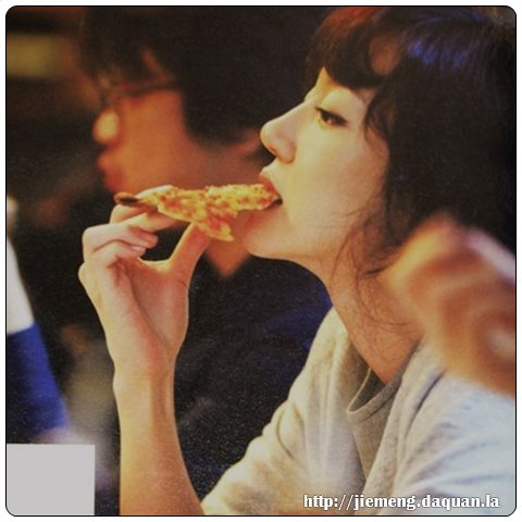 梦见头发长得很长，探索梦境背后的深层含义与心理解析