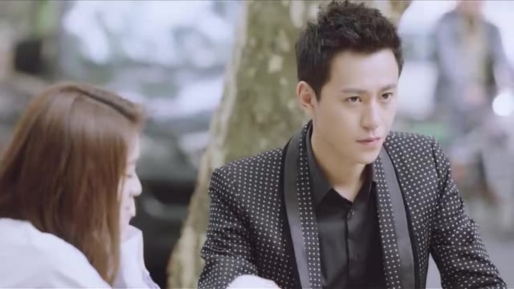 梦境中的永恒回忆，与已故好友的重逢