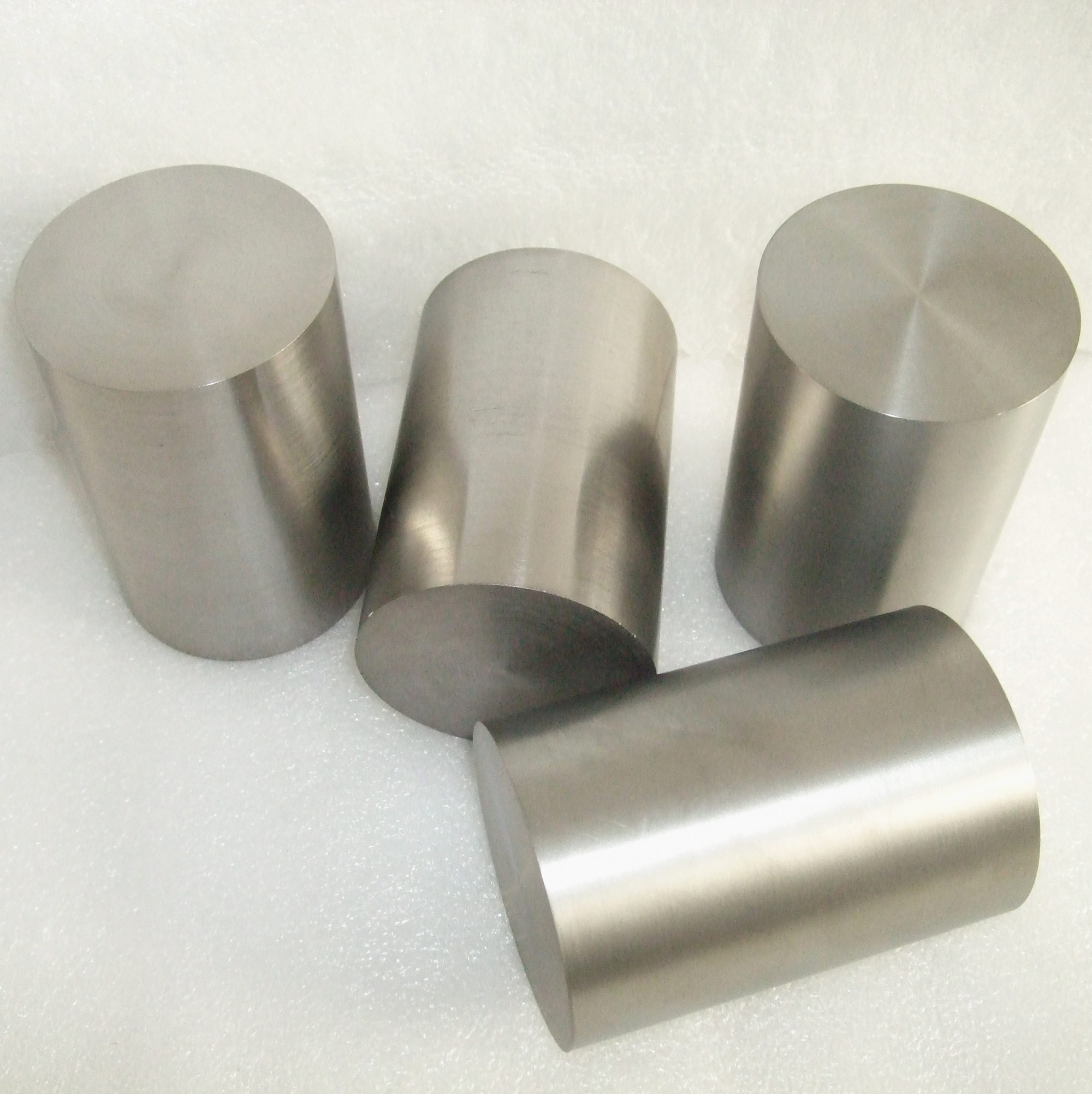 Nickel-based alloy components