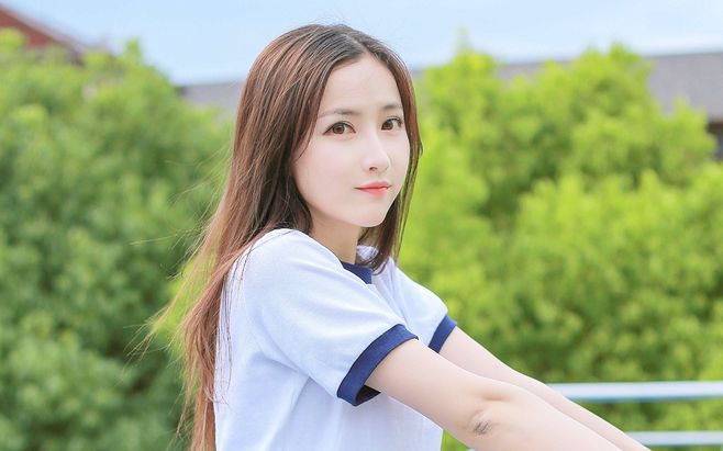 课代表被吸奶揉胸 忘记带罩子让他馍了一节课