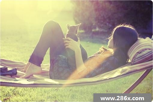 梦境解析，周公解梦之梦见有人去世，他人制作白色丧服的深层含义