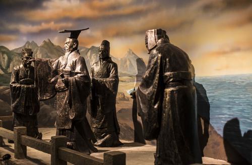 梦见牙齿里掉瓜子，探索梦境背后的深层含义