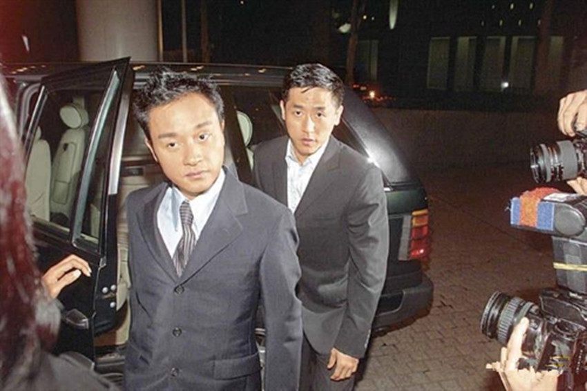 梦见与逝去哥哥共赴葬礼，一场心灵深处的告别仪式