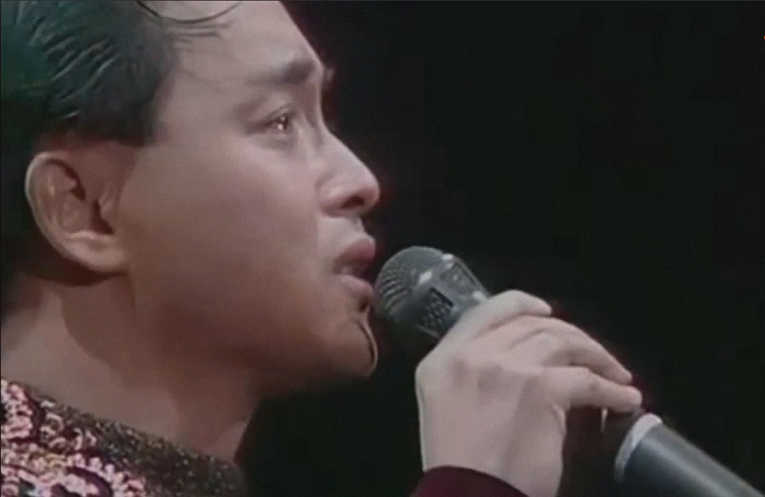 梦境中的泪水，解读做梦梦见自己哭了的深层含义