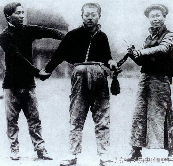 昨晚梦到我老婆给我剪头发，是幸福与变革的预兆？