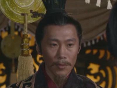 梦见自己掉进粪坑吃了口大粪的预兆，解读梦境中的警示与启示