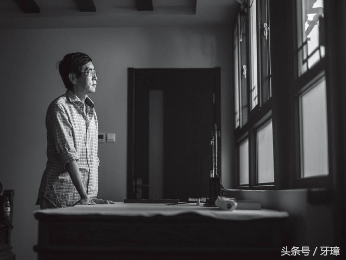 梦境中的超脱，探索梦见自己死了还变成一个灵魂体在周围游荡的深层含义