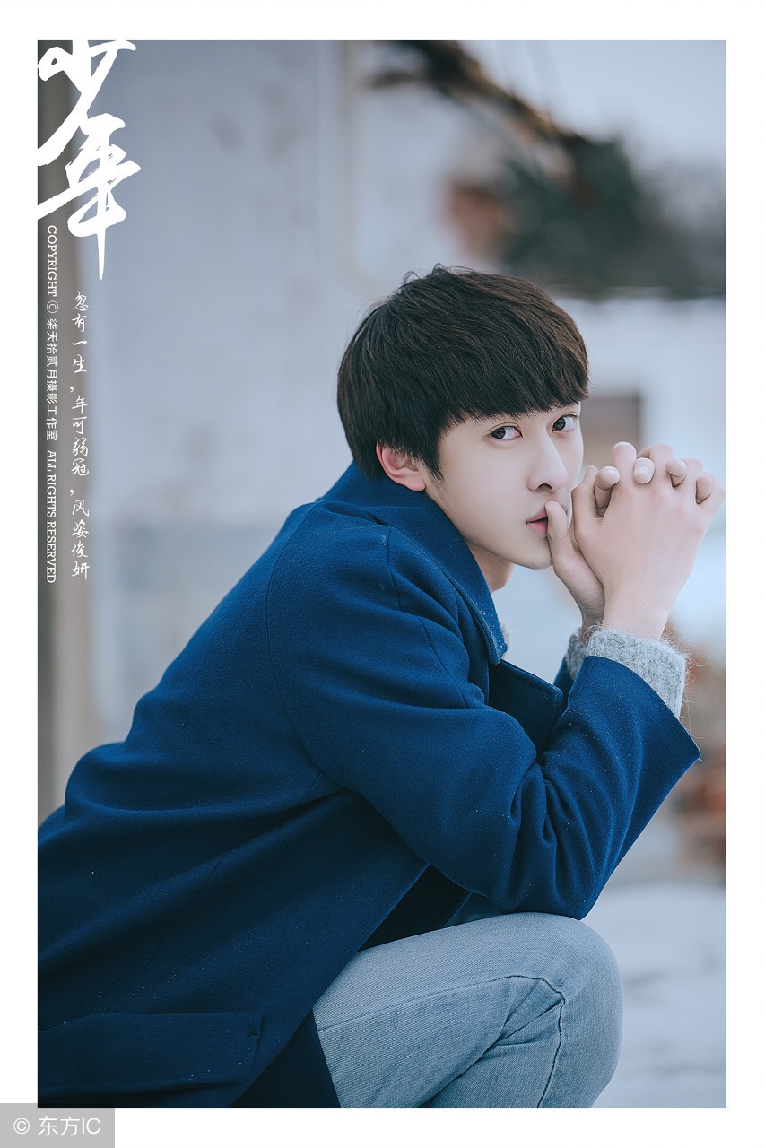 梦境解析，梦见牙齿掉了一颗还流了好多血——探寻内心深处的隐秘信号