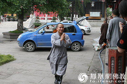 梦境启示，为何会梦到以前同事被地震埋了？