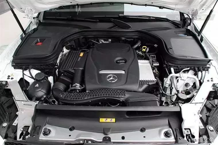 奔驰e350el混动版2023款的落地价大约在43.47万元左右。