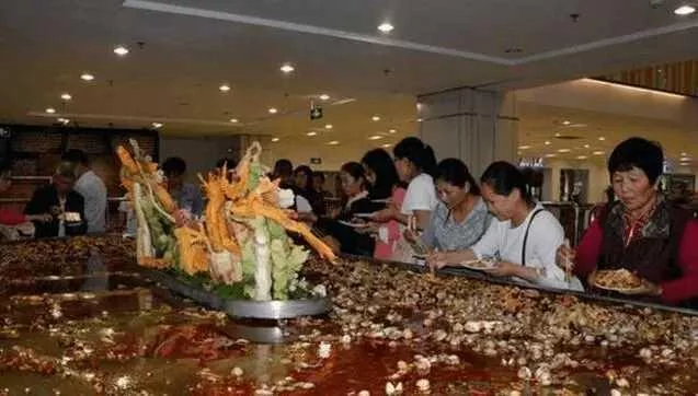 梦见家里请客好吗，梦境中的盛宴与深层含义解析