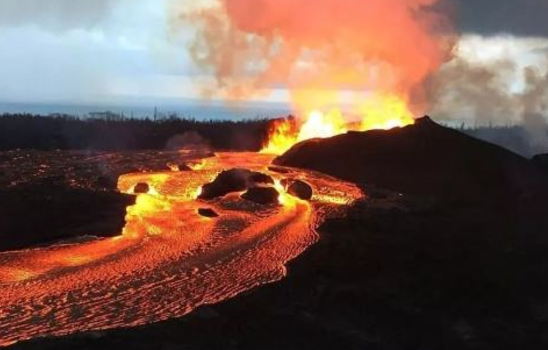 梦境中的灾难预警，解析梦到地震和熔岩的深层含义
