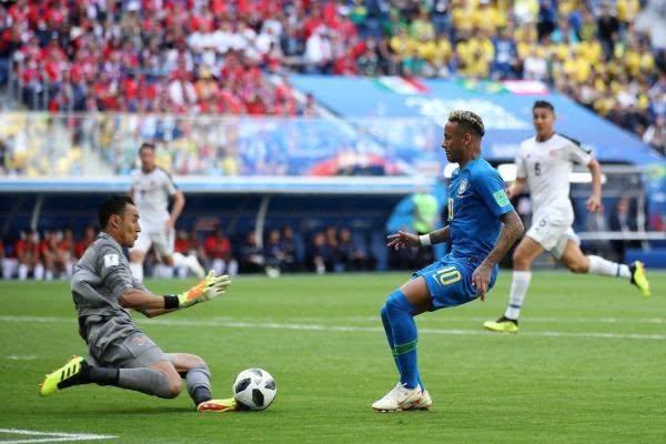 巴西vs哥斯达黎加主场求02年世界杯南美区巴西的成绩，以及对阵所有队伍的比分？
