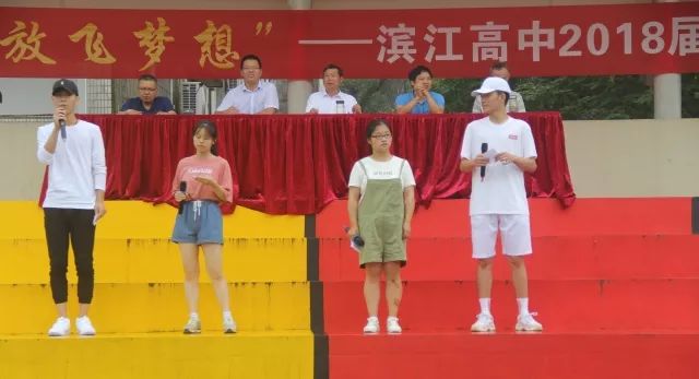 梦境中的离愁别绪，解析做梦梦见与亲人离别哭了的深层含义