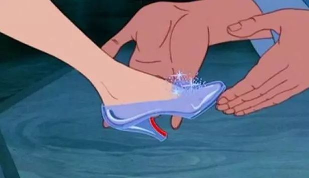 梦境中的寻觅，解读做梦梦见买不到合适的鞋子