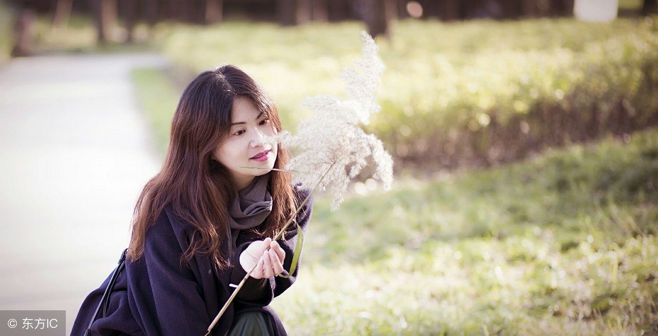 梦见与一个陌生男人结婚，探索梦境背后的深层含义与心理解析