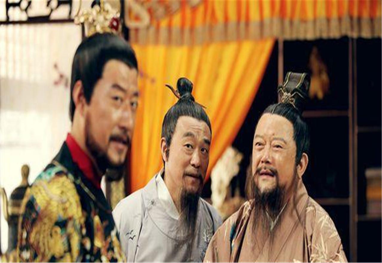 梦见亲戚家人互相残杀还流了好多血，周公解梦下的深层寓意与心理分析